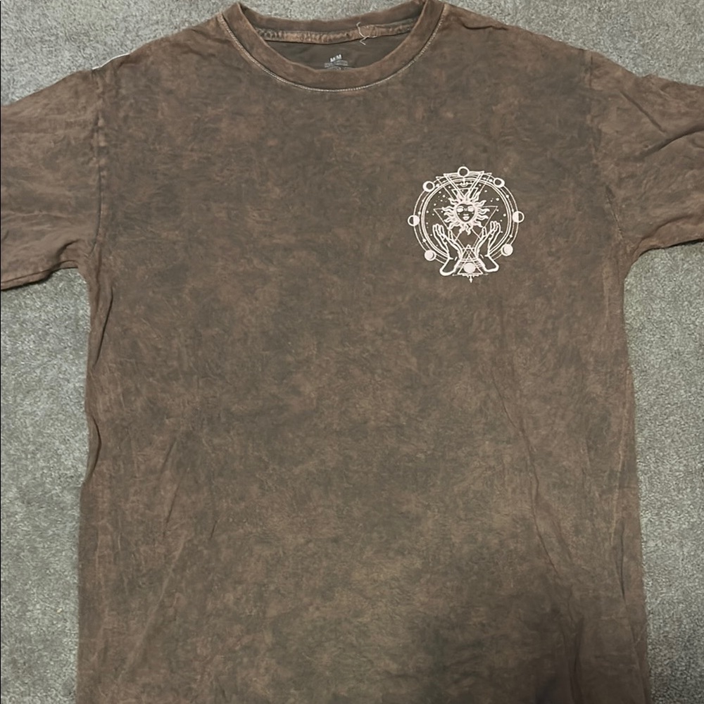 Vintage Brown Short Sleeve Tees with Graphic Designs
